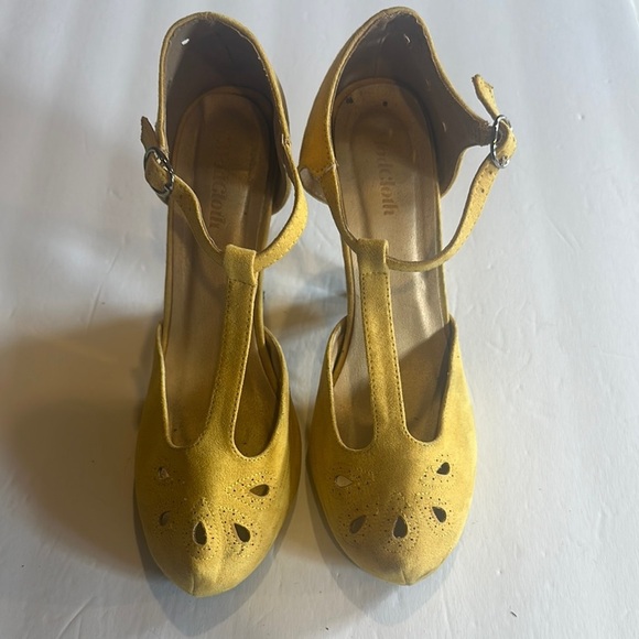 North Elegant Yellow Women's hells w cutout design retro style MCDD1-6 style - Picture 2 of 10